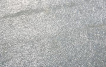 The Warren laminate fibreglass or shingles?